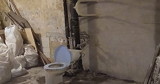 Демонтаж сантехкабины в панельном доме - цена от 1057 рублей | Сварной-Ктс